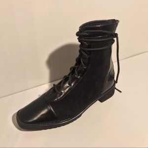 •• BLK Zipper Lace-up BOOTS ◾️◾️